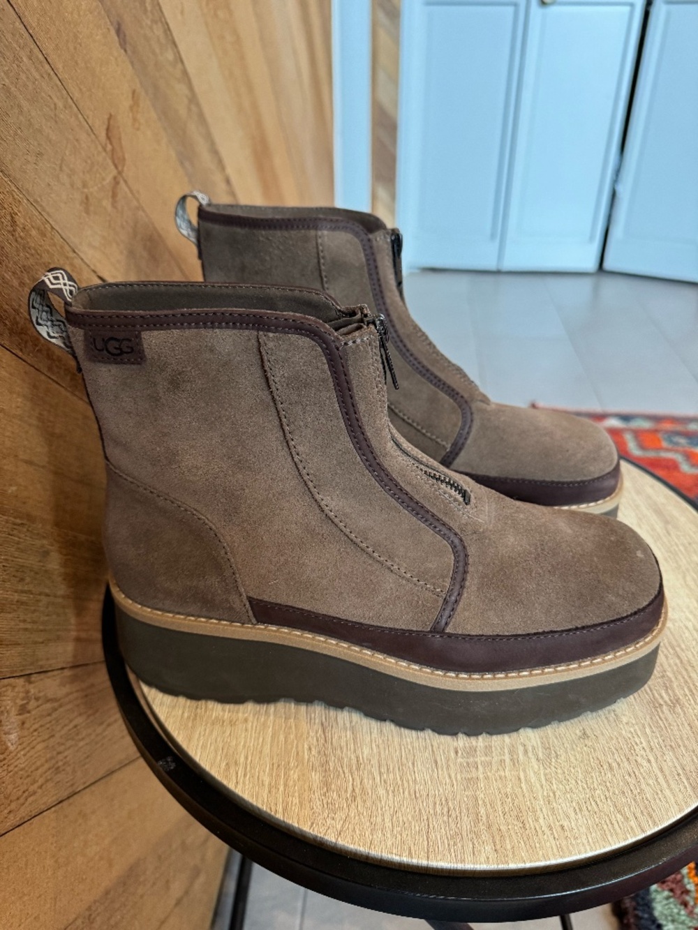 UGG CityFunc Zip Platform Boot - Hickory- SZ 9.5